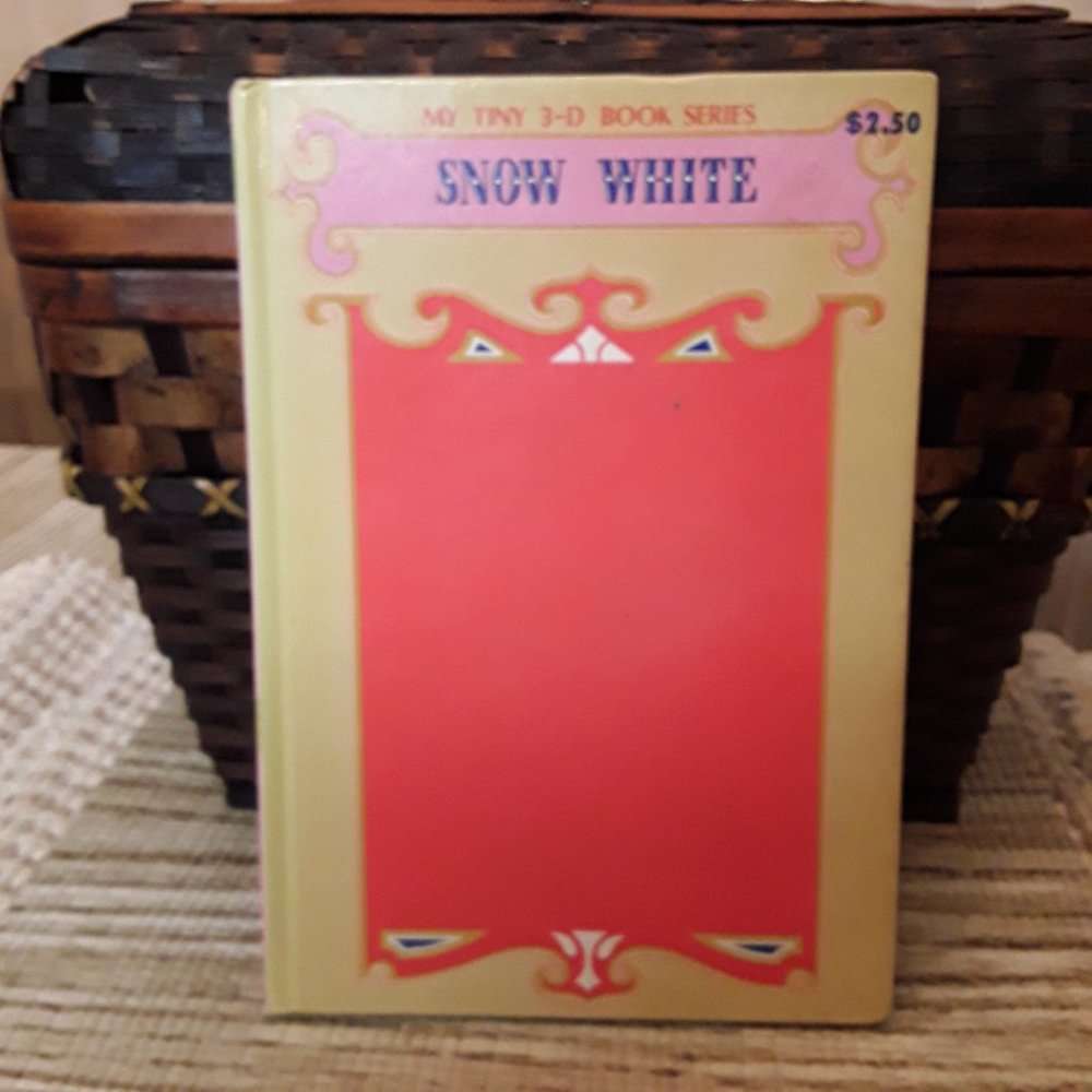 Vintage Snow White Tiny 3D Book Series